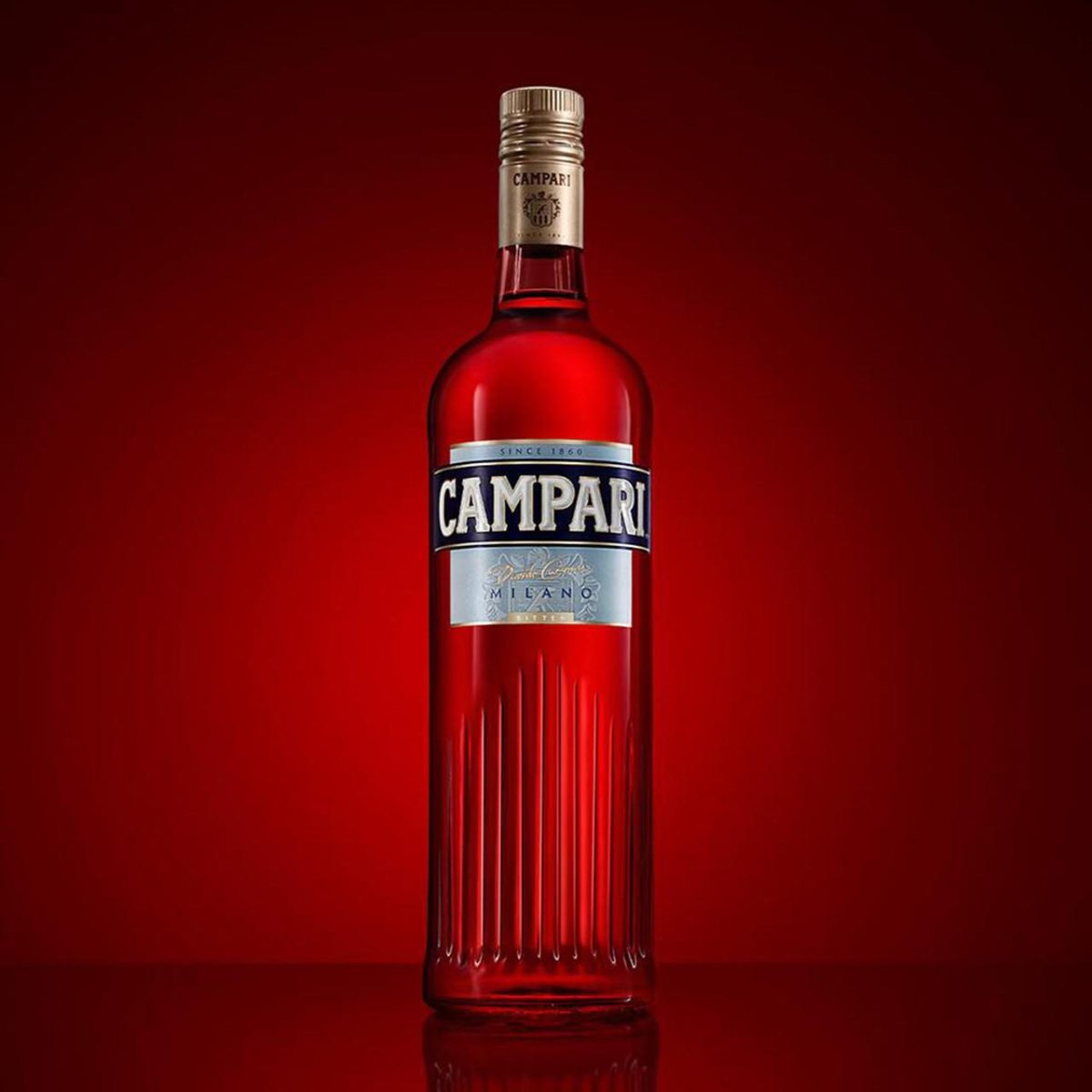 Campari — charakterystyczna czerwona butelka