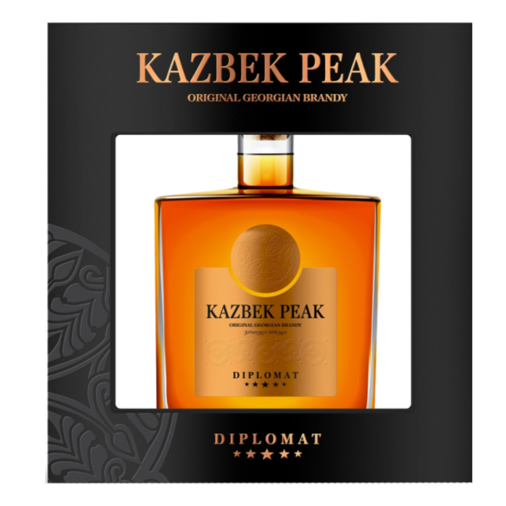 Brandy Kazbek Peak Diplomat 36% 500 ml kartonik