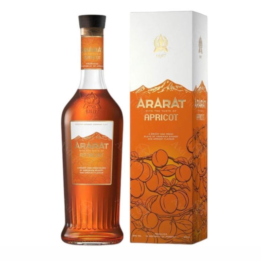 Brandy Golem Apricot 38% 500 ml