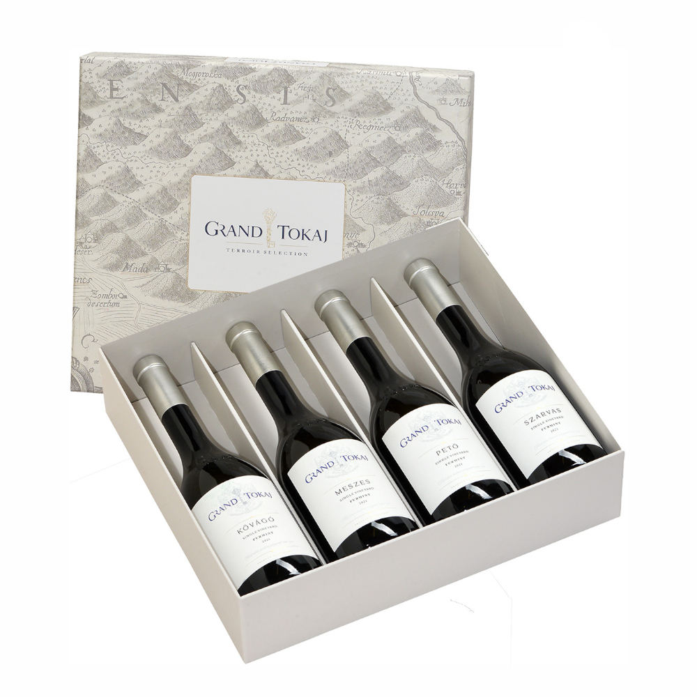 Zestaw czterech różnych win Furmint z pojedynczych winnic w pudełku