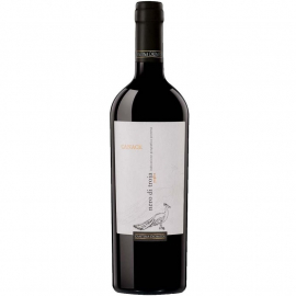 Wino Canace Nero Di Troia wytrawne czerwone 13,5 % 750 ml