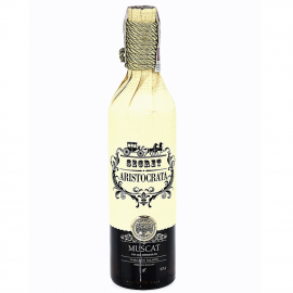 Wino Secret Aristocrata Muscat 11% białe półsłodkie 750 ml