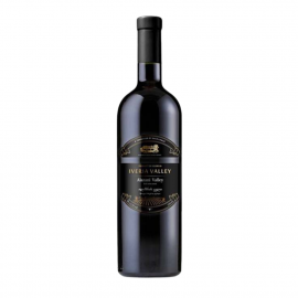 Wino Schuchmann Alazani Valley Red 13% czerwone półsłodkie 750 ml